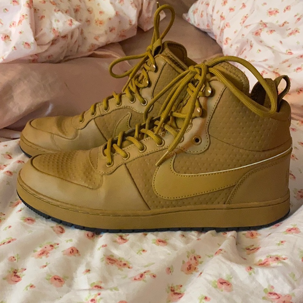 Nike Air-force 1 TAN